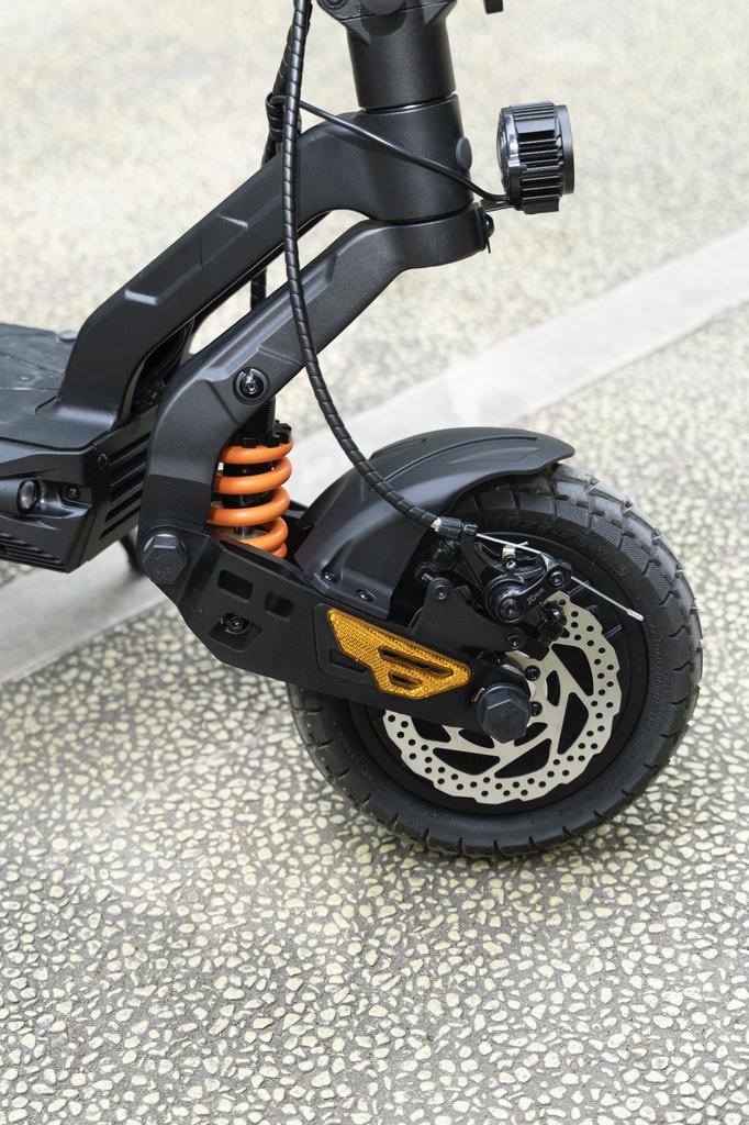 KuKirin G2 Master High-Performance E-Scooter, 60km/h, Dual Motor 2*1000W, Dual Suspension, 20.8Ah Battery, IP54 Waterproof