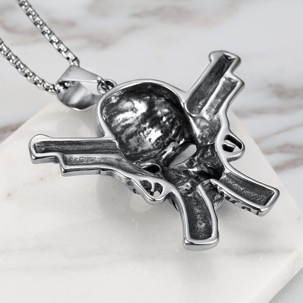 Style Pendant 316 Stainless Steel Locomotive Wind Skull Men'S Pendant Double Gun Skull Necklace