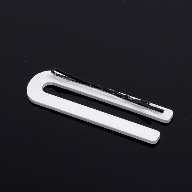 Acrylic Anime Themed Hair Clip Lightweight Shatter Resistant Hairpin Elegant Hair Accessory for Roleplay Enthusiasts
