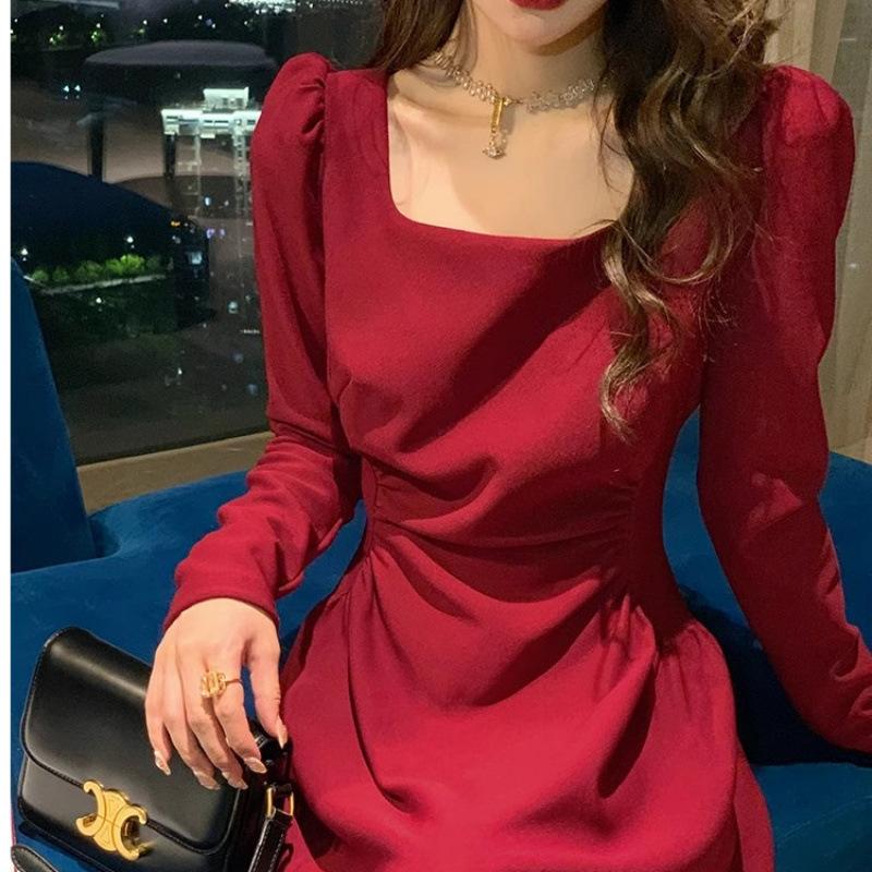 Red dress women's long-sleeved engagement dress can be worn daily Hepburn small red dress high-end temperament autumn and winter