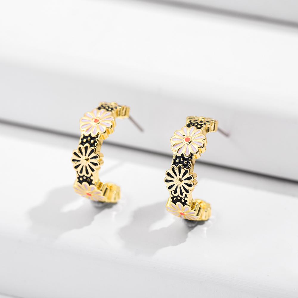 

Vintage Circle Geometric Flower Huggie Drop Earrings for Women Bohemian Round Pearl Statement Drop Earrings Party Enamel Zircon