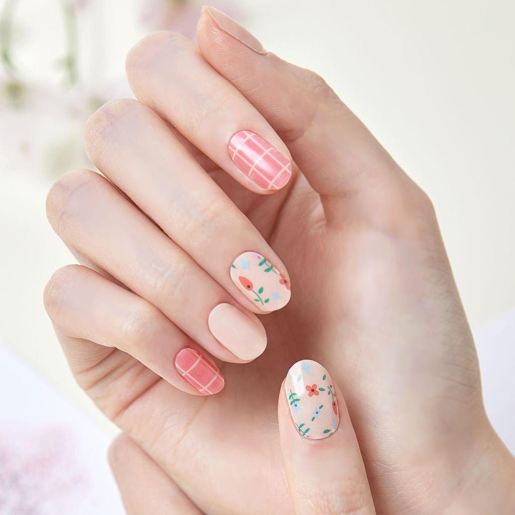 Floral Nail Stickers - 24pcs Self-Adhesive Strips, Quick 5-Min Manicure