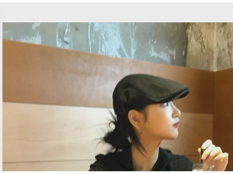 2024 Women's Small Head Beret with Large Brim - Reversible Summer Hat, Size 48XS