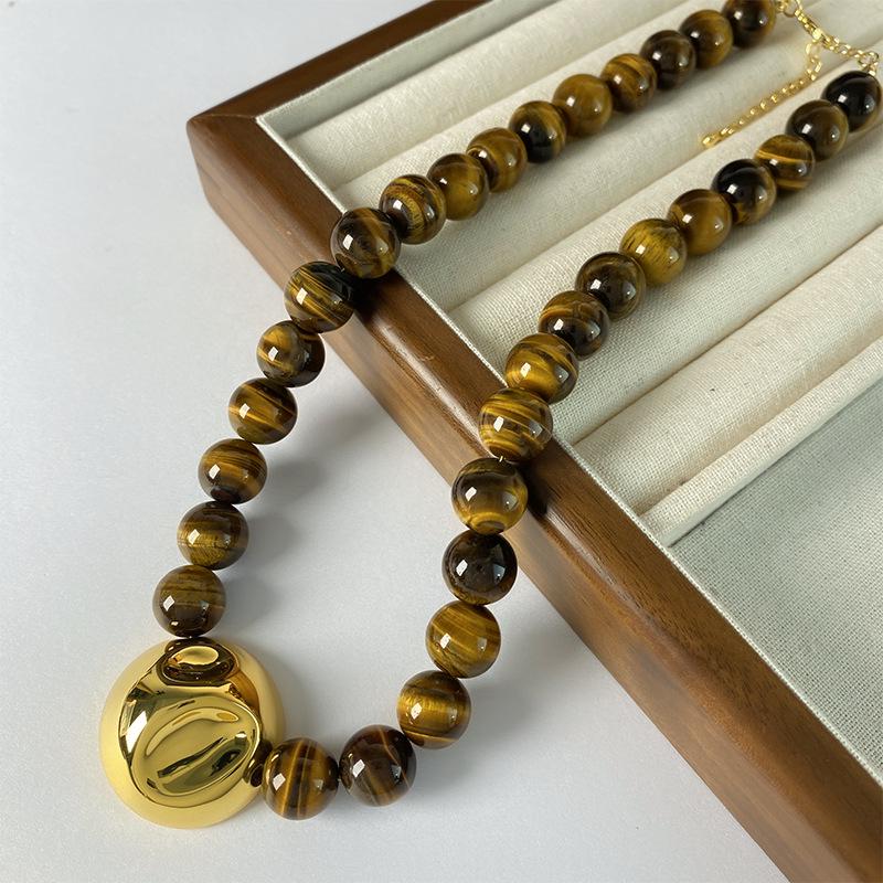 Luxury Tiger Eye Beaded Necklace with Metal Pendant