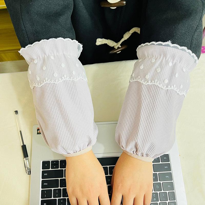 Women's Lace Sleeves: Stylish and Durable Sleeves for Work or Study, Perfect for Autumn and Winter