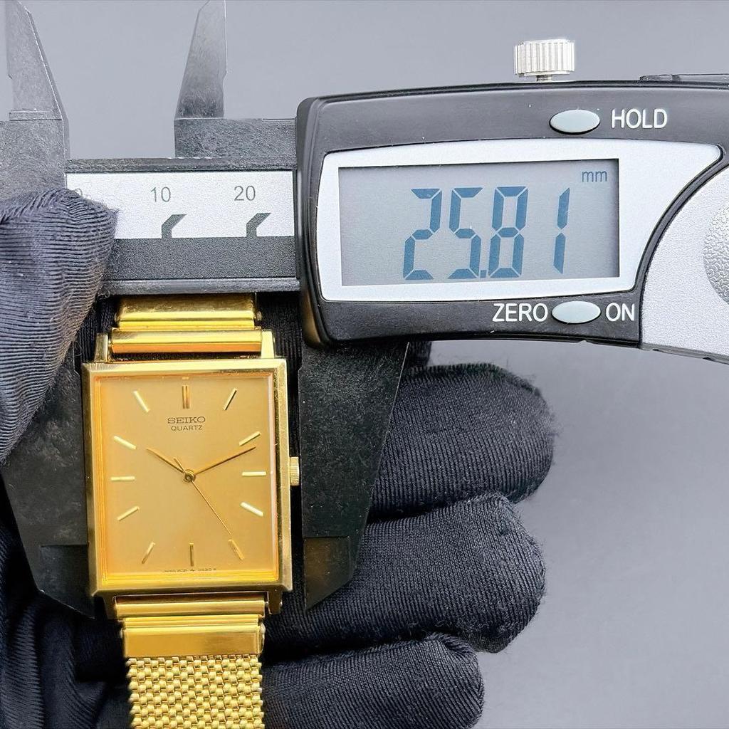 Used [Rare/Good Condition] Old Seiko Tank Square Gold Quartz Men's Watch
