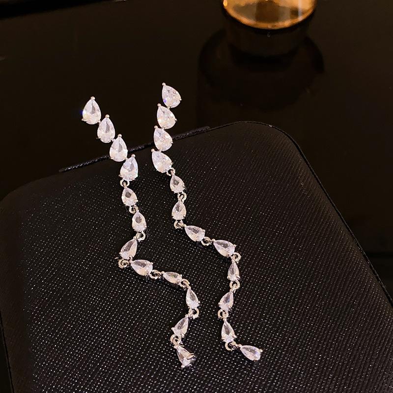 Super Flash Water Drop Zircon Splicing Long Tassel Dangle Earrings for Women Light Luxury Dainty Magnificent Earring K