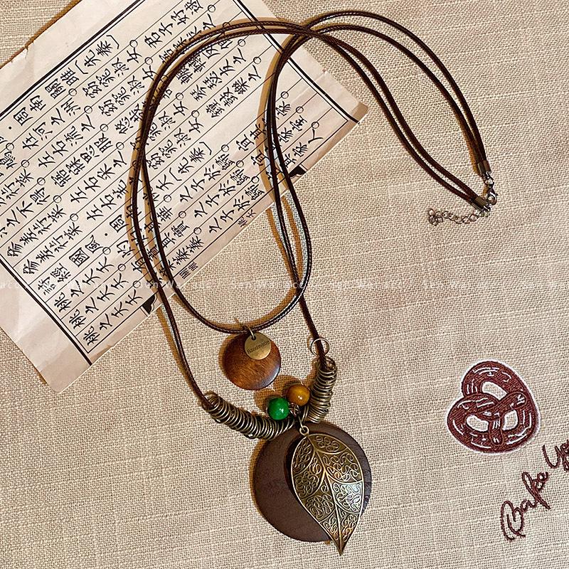 National Style Butterfly Necklace for Women, Versatile and High-end, Retro Collar Chain, Matching Sweater Accessory