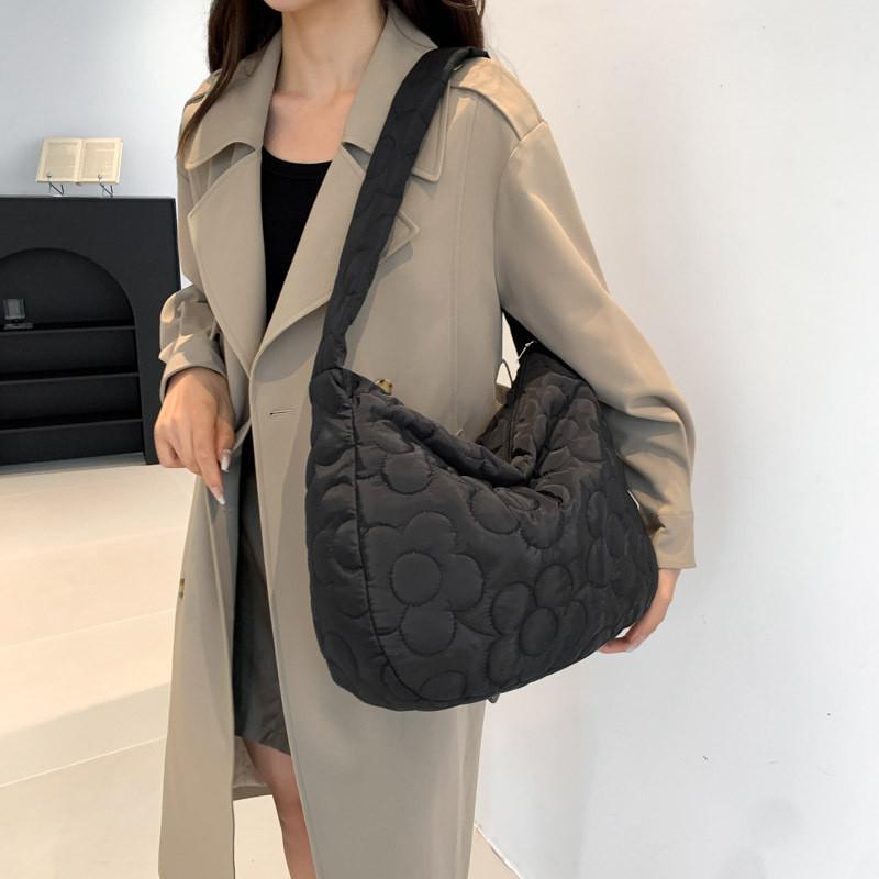 Chic Korean Style Cotton Tote Bag For Women 2023 New Pleated Cloud Bag Autumn Winter