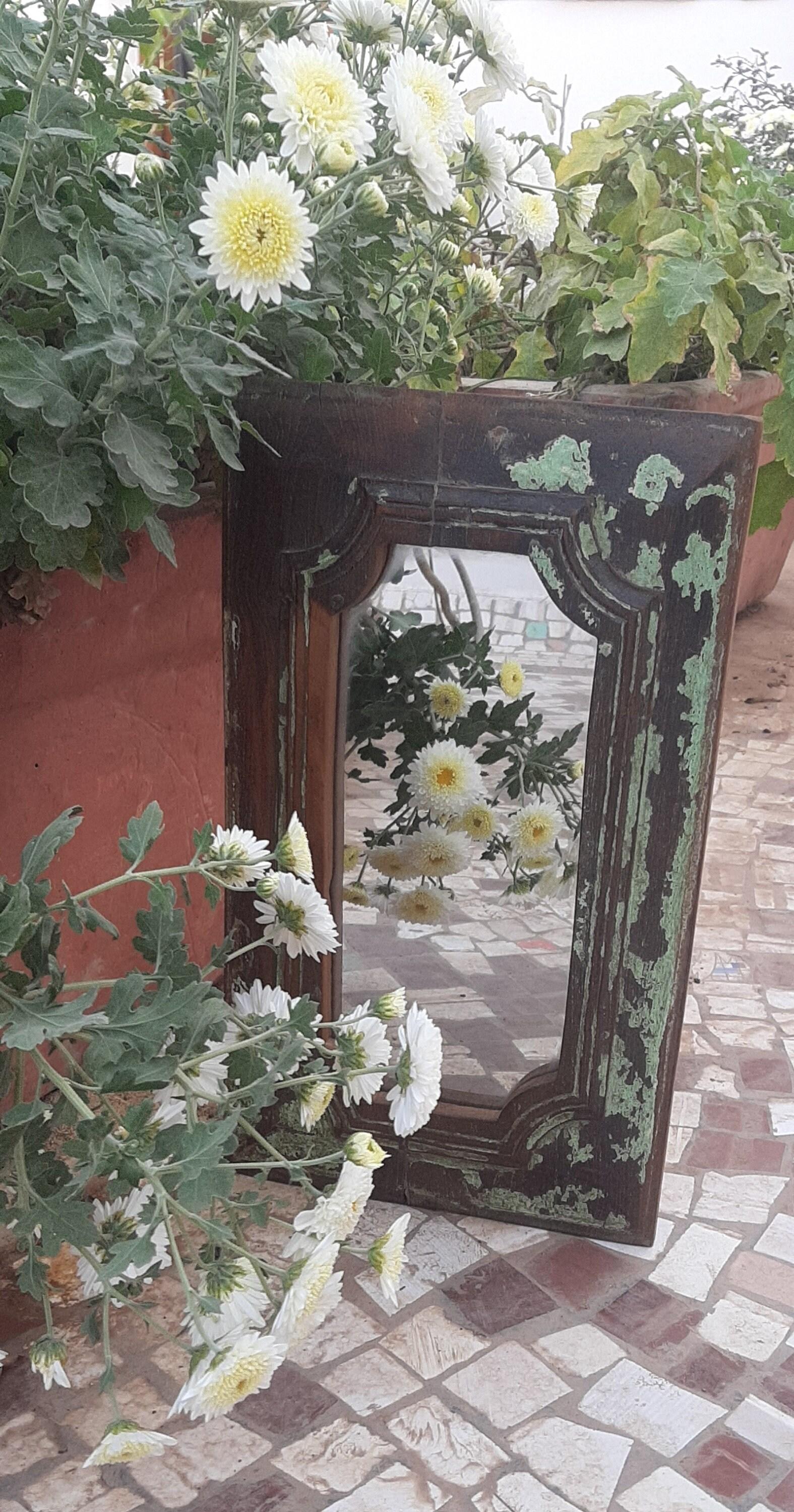 Wooden Mehrab Jharokha: Antique Distressed Mirror Frame разноцветный