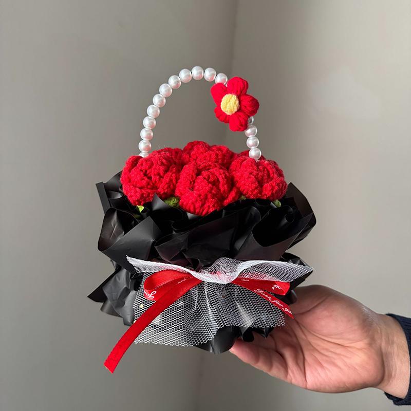 Handmade Crocheted Flower Basket Rose Sunflower Flowers Bouquet Couples Valentine'S Day Mother'S Day Teacher'S Day Gifts