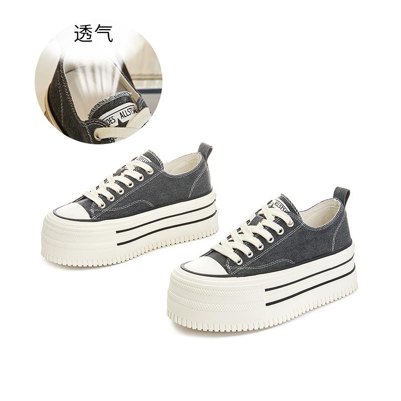 

Маленькие белые туфли из парусины 2025 года, весна-лето, новые женские туфли высокого класса, маленькие белые туфли, увеличивающие рост, повседневные туфли-кексы на толстой подошве 35 серый