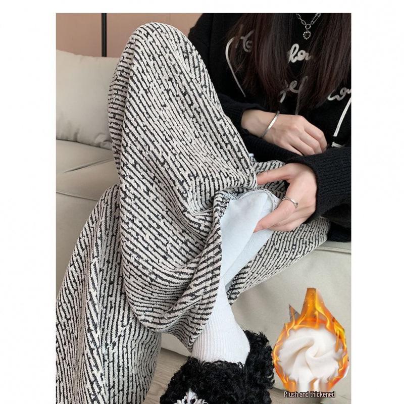 Relaxed Women's Chenille Fleece Striped Wide-Leg Pants for Autumn/Winter