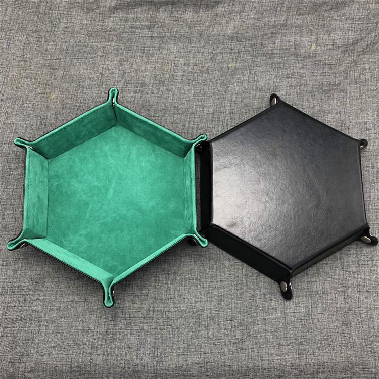 

Hexagonal Velvet PU Foldable Dice and Jewelry Tray 18x18x4 cm зелёный