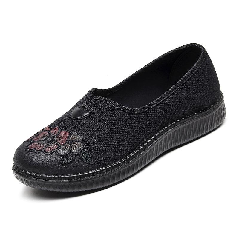 New spring and autumn cloth shoes women's soft-soled elderly shoes non-slip shoes