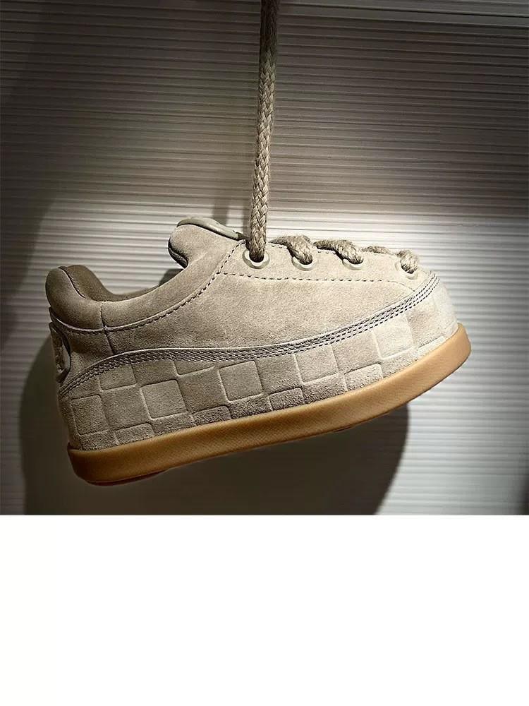Wang Jiaer-Inspired Women's 2025 Autumn Leather Sneakers: Thick-Sole, Height-Boosting Casual Sports Shoes