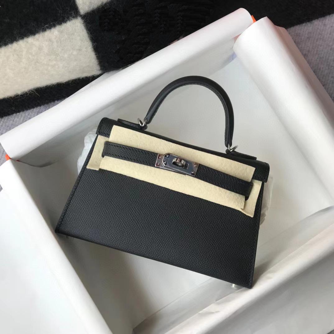 

Новая сумка из натуральной кожи второго поколения, мини-сумка из коровьей кожи с принтом пальмы, женская сумка через плечо, классическая, модная и универсальная 21cm+box with silk scarf чёрный/серебряный