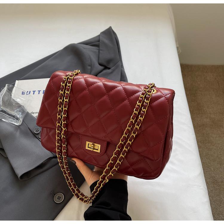High-end small fragrant wind rhombus chain small square bag 2025 solid color new fashionable versatile shoulder underarm bag women's bag