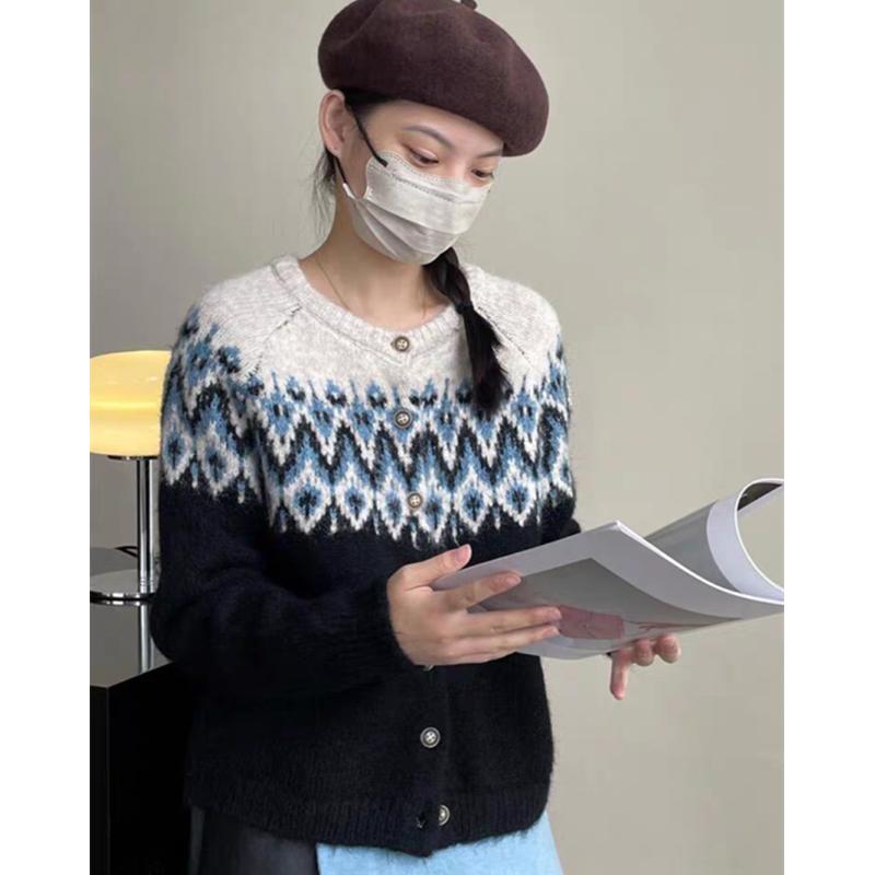 Fashion contrast jacquard long-sleeved knitted cardigan, single-breasted round neck loose sweater jacket women 7059#