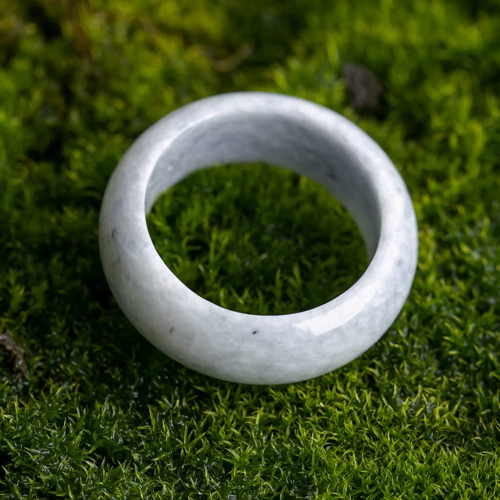 Size 16 Itoigawa Natural Jadeite Hollow Japanese National Jomon Power Stone Jadeite Workshop Special Paulownia Wood Quality Certificate YB0326 Ring,