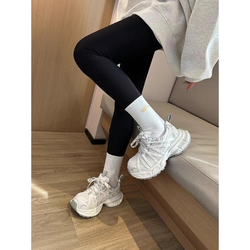 Zapatos de mujer con suela gruesa, nuevos, de malla transpirable, informales, deportivos y con aumento de altura.