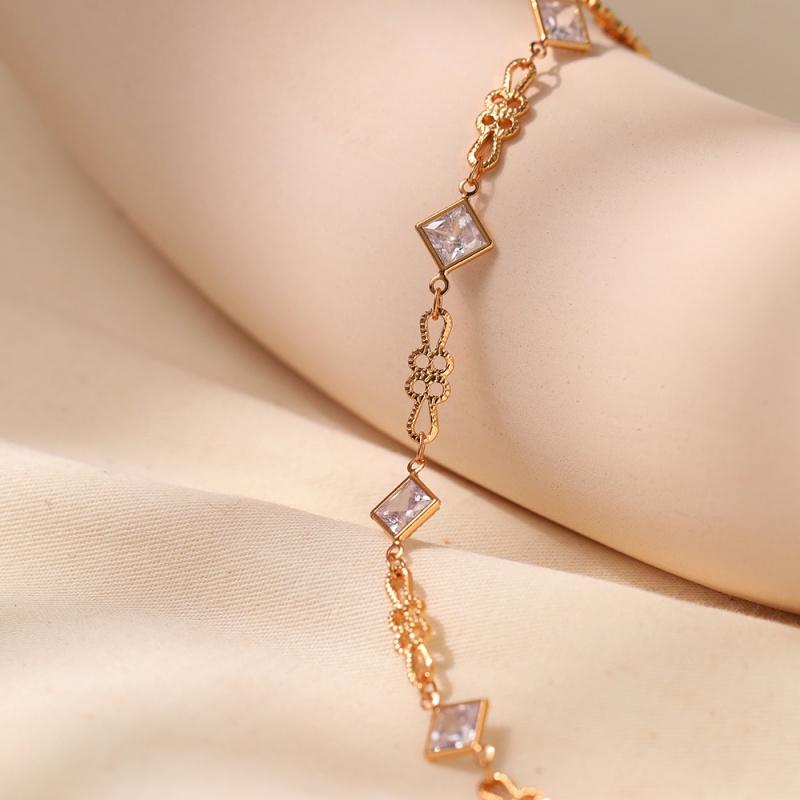 18K Gold-Plated Color-Preserving Rhombus Zircon Bracelet for Women Fashion Exquisite OL Style Adjustable Bracelet Jewelry Gift
