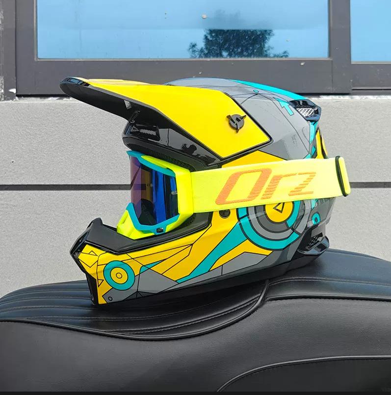 Orz Multi-Purpose Helmet for Off-road, Electric Bicycles, and Mountain Riding - Suitable for Children, Teenagers, Men, and Women.