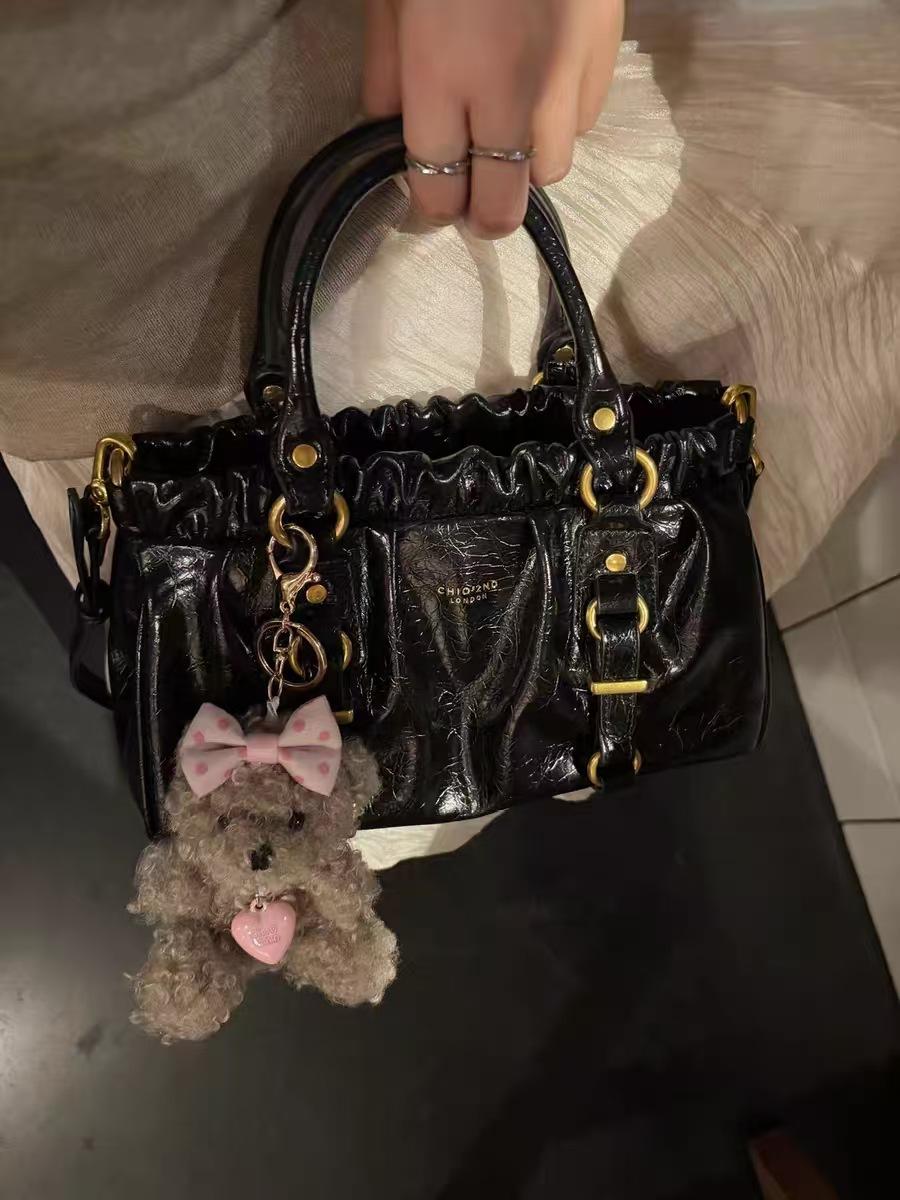 

Nanfeng versatile trend warm wind painted dream tote bag women s daily commuting versatile plaid underarm bag shoulder bag