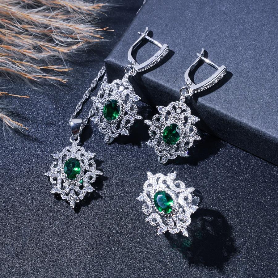 4PCS Exquisite Green Zircon Inlaid Fashion Jewelry Set - Includes Bracelet, Earrings, Necklace, and Rings for Everyday Wear