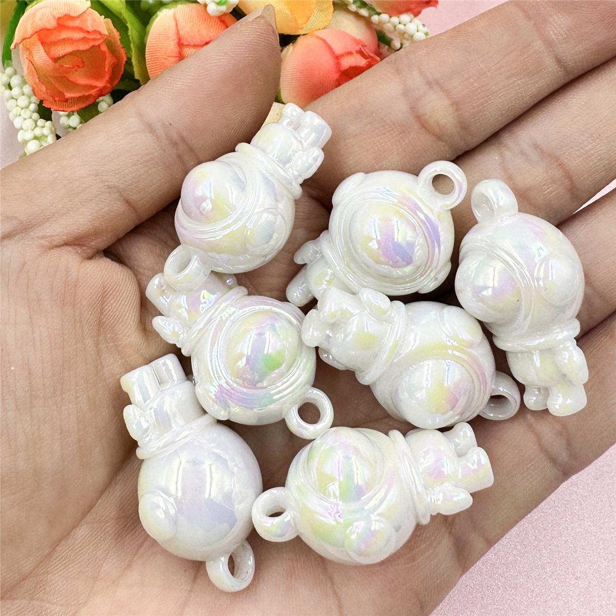 

Товары для домашней вечеринки 32 мм Ювелирные аксессуары 7 шт. Акриловые модные бусины Астронавт DIY белый