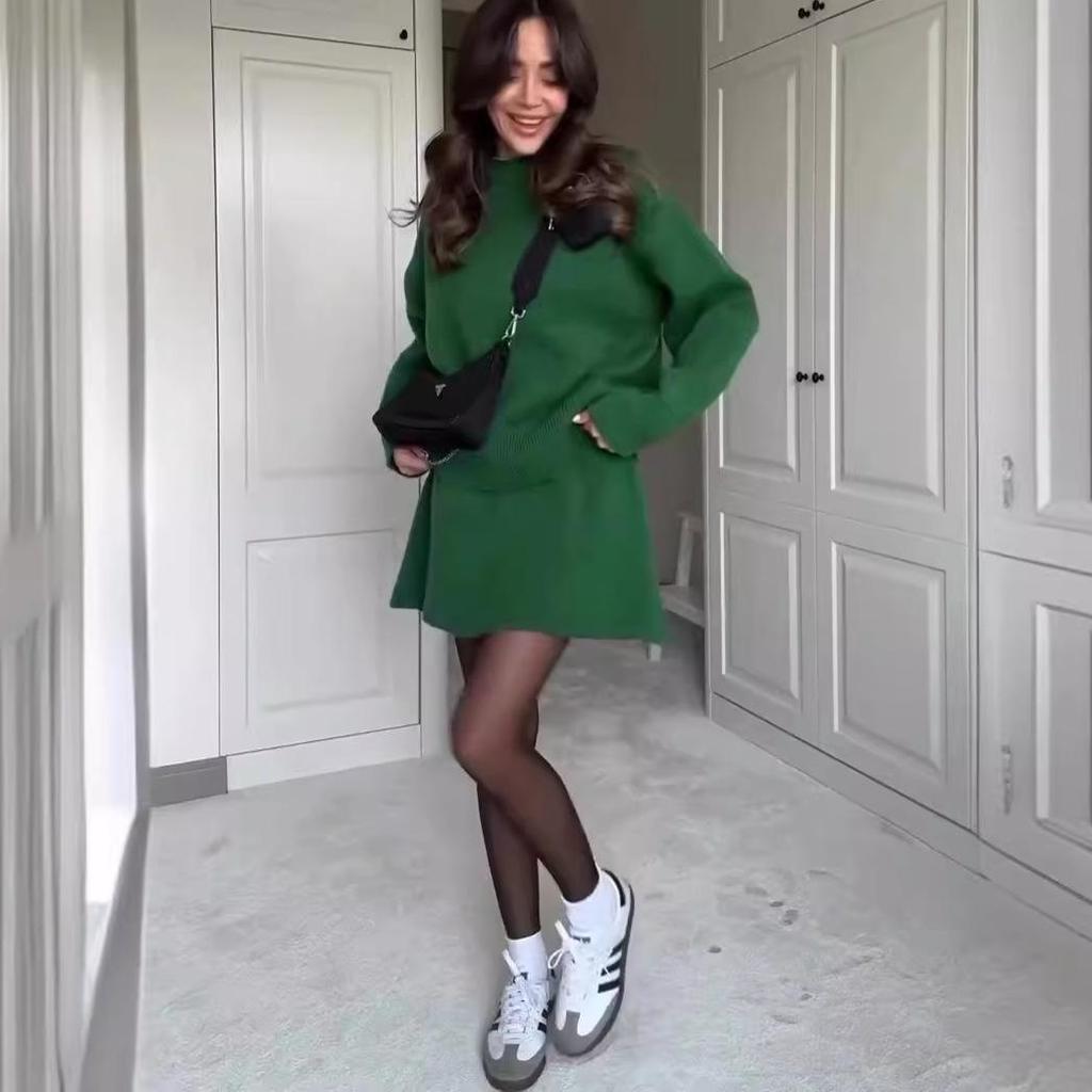 2024 Herbst Einfarbig Lässig College-Stil Gestrickter Pullover Rock Anzug für Damen