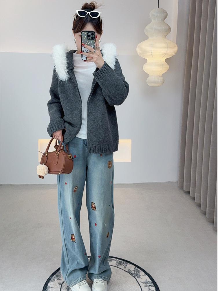 AI Yuan 2025 Winter Plus Size Women's Hooded Sweater with Fur Collar & Dual Zipper, Design MM F701.