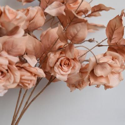 Deko & Wohnaccessoires – Künstliche Blumen & Kränze