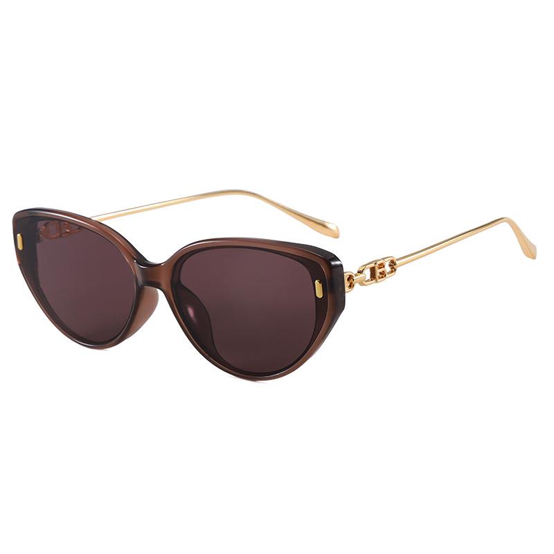 2025 High-End Cat-Eye Retro Sunglasses for Women - Small Frame, Street Style, Anti-UV