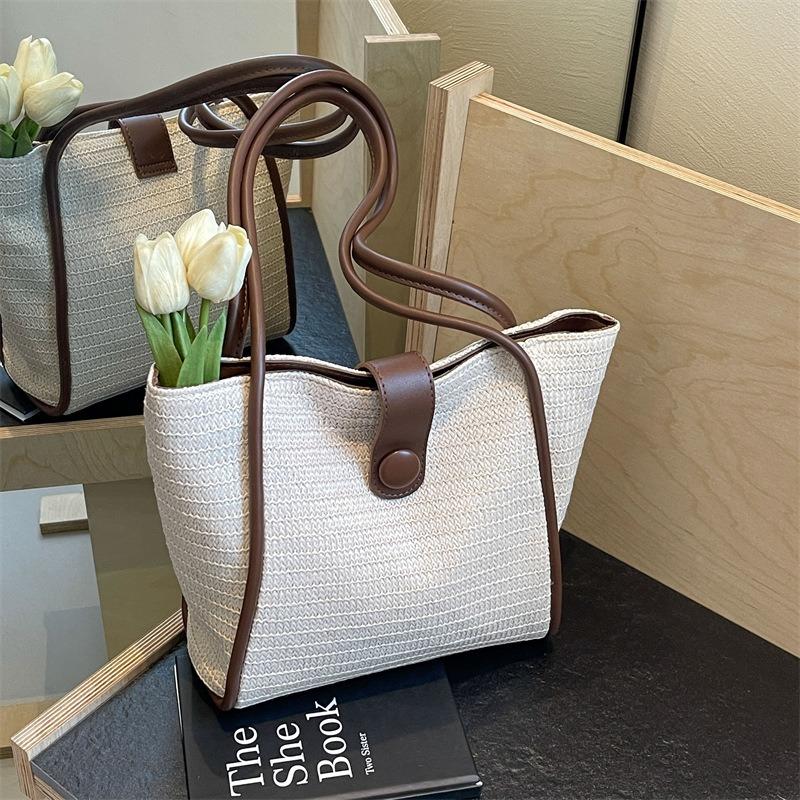 New retro woven straw bag women's large-capacity shoulder bag casual commuter bag temperament simple tote women's bag