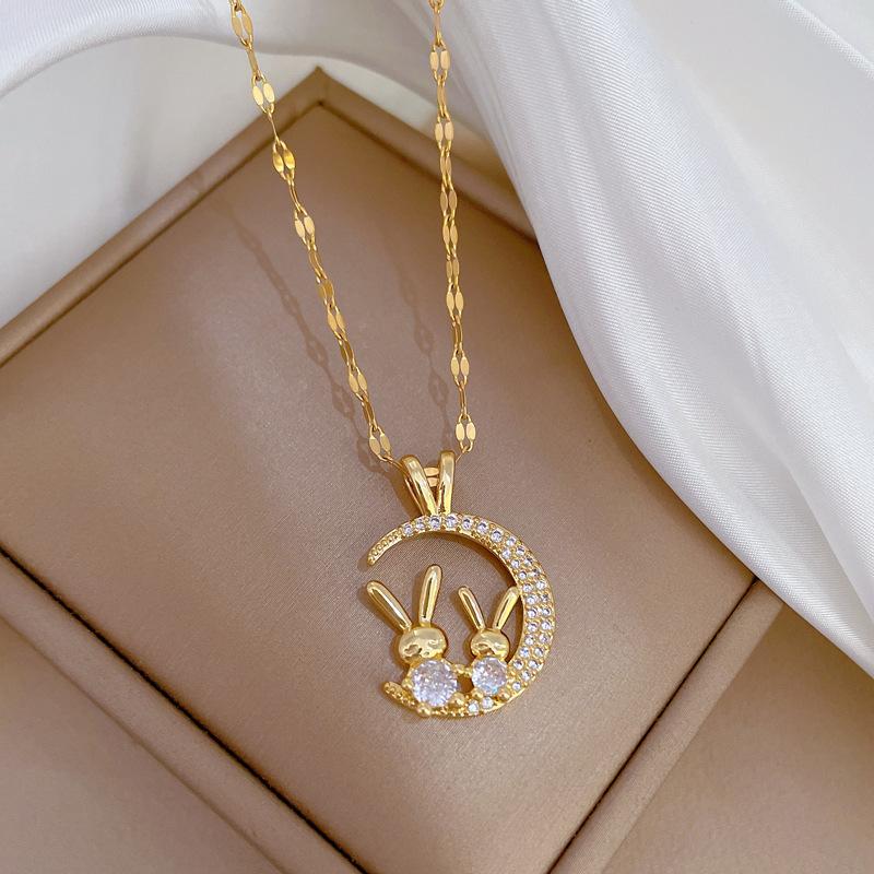 Light Luxury Moon Full Of Diamonds Micro-Inlaid Design Temperament Shining Necklace Female, Simple Pendant