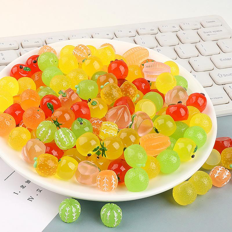 10 Pcs Glow-in-the-dark Cute Fruit Doll Resin Desktop Decorations Ornaments Diy Handmade Hairpin Keychain Accessories Toys