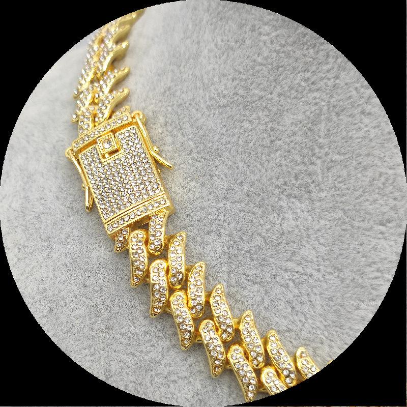 Hip Hop 3pcs Cuban Chain Watch for Men Miami Curb Iced Out Paved Rhinestones Rapper Cuban Necklace Suit Watch Bracelet Jewelry