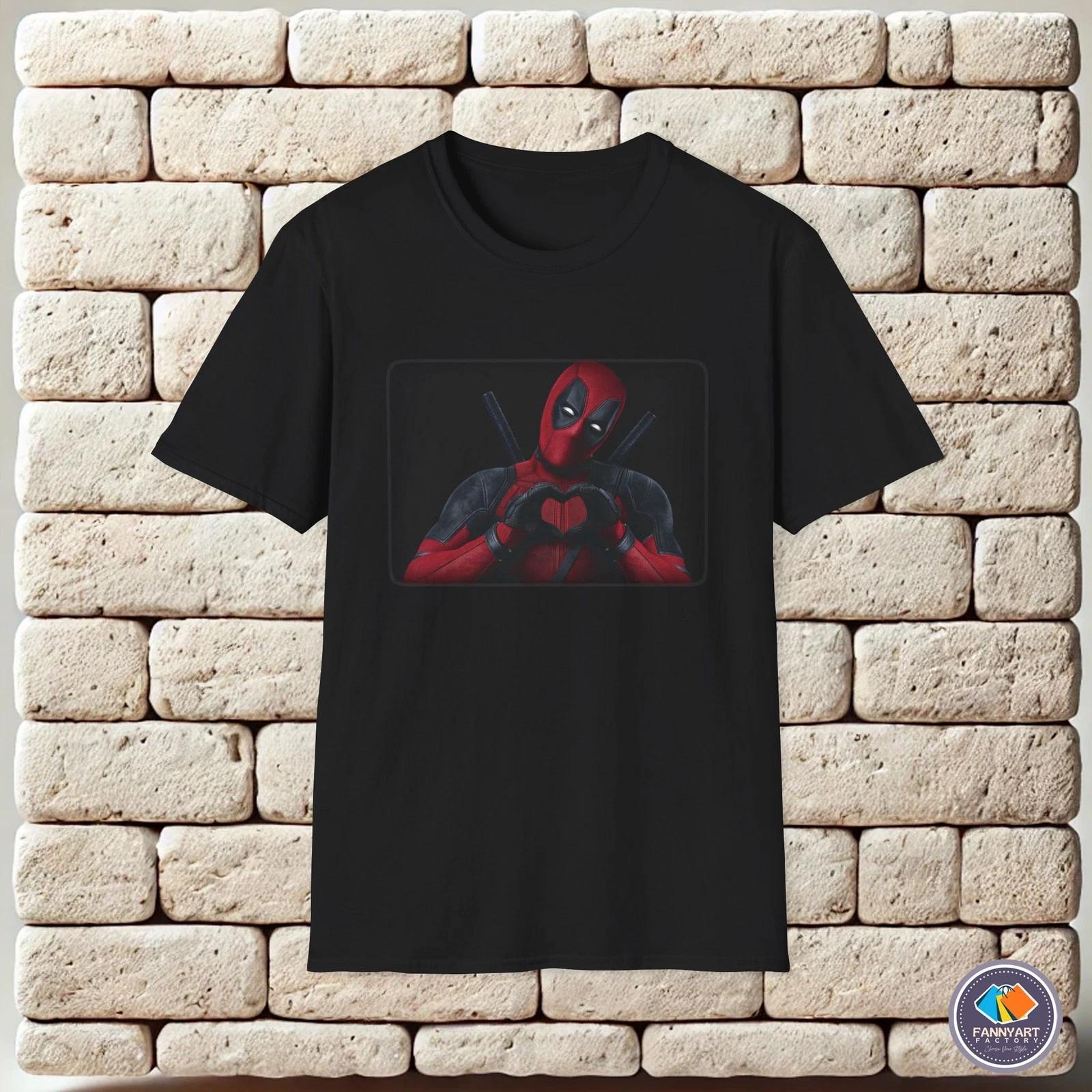 

Deadpool Doing a Heart Gesture Unisex T-Shirt S