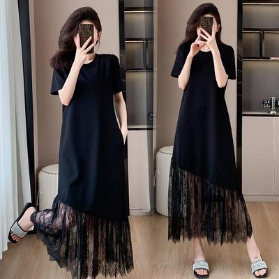 Robe Patchwork Dentelle Noire Créateur Français 2024: Élégant, Amincissant, Manches Courtes