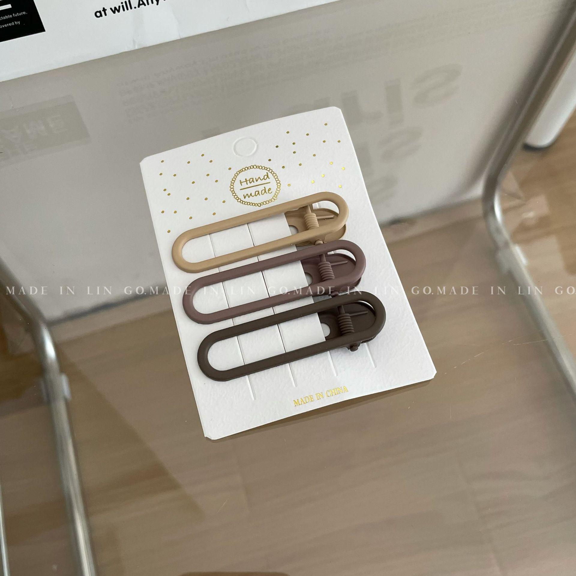 

«Упаковка из 2 заколок для волос серии Y2K Fresh Juice Duckbill — милые, бесшовные, аксессуары с челкой на бок»