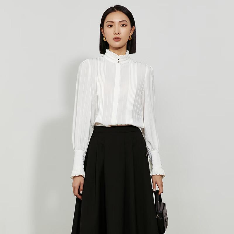 

Women s French Ruffle Long-Sleeve Blouse S