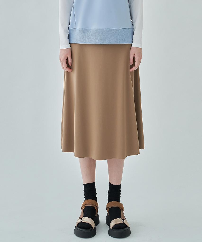 AIMSWING+8 Logo Elastic Banding Flare Skirt _ Beige