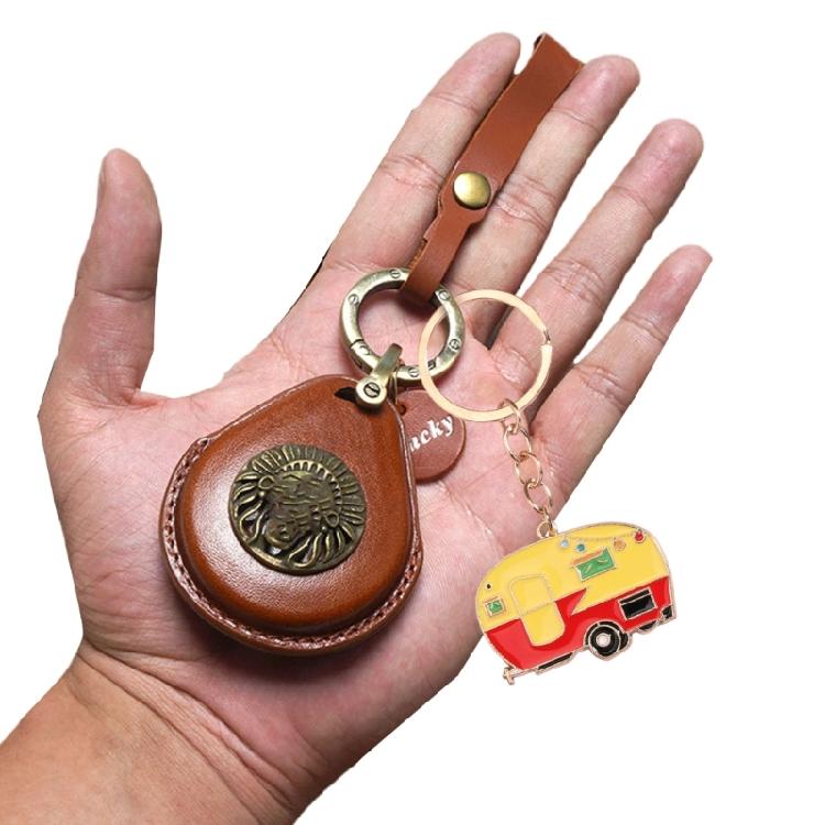 Pack of 2 Camping Car Keyrings Alloy Keychain Set Stylish Car Shape Bag Pendant Bag Accessory for Camping Lover Present