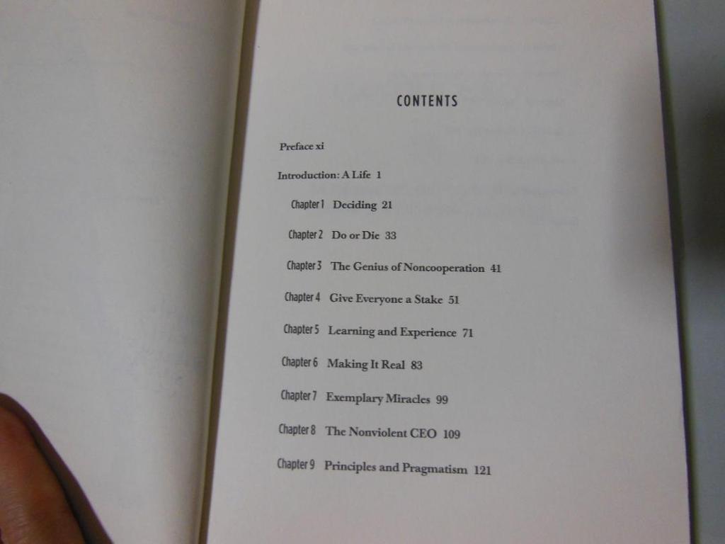 [USED] A book about Gandhi I bought in India! 210 pages in total English 153