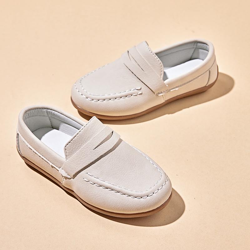 Jarní chlapecké slip-on boty v britském stylu z měkké kůže pro pódium a řeč 2025