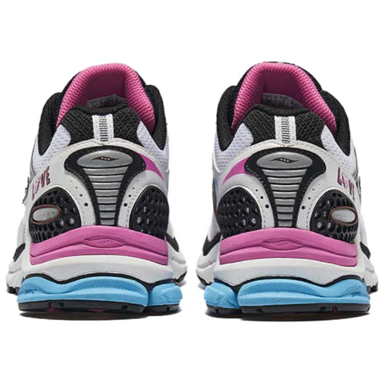 SAUCONY ProGrid Triumph 4 Keith Haring Love Women's Saucony S60974-1