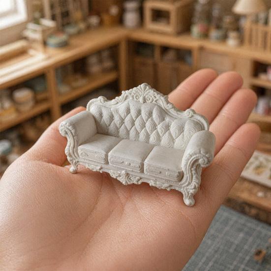 Miniature Vintage Sofa for Dollhouse, Mini Retro Couch Figurine, Tiny Lounge Chair Model, 1/12 Scale Dollhouse Furniture Decor Accessories