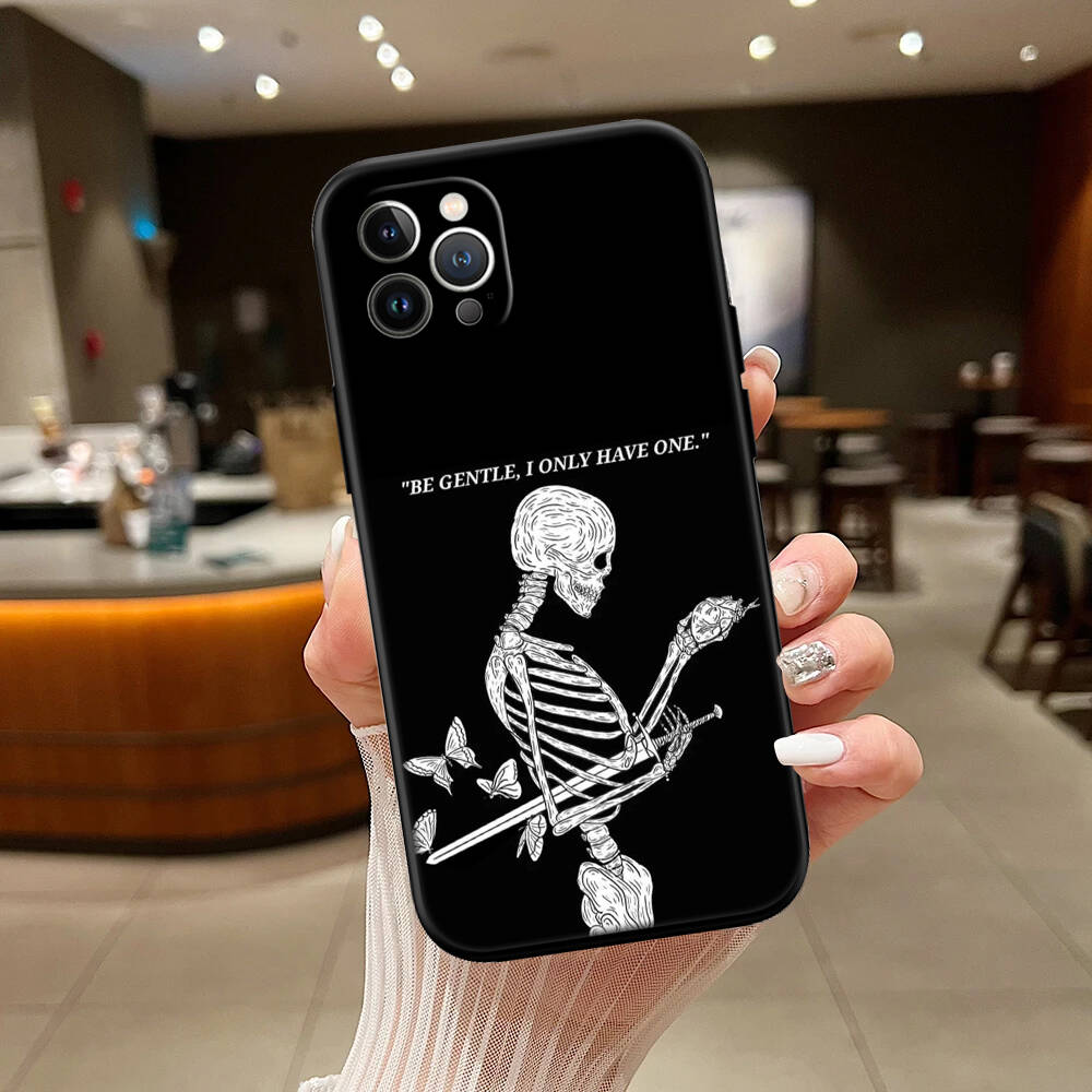 Skeleton Skull New Phone Case for iPhone 6 6s 7 8 11 12 13 14 15 16 17 16E XS Pro Max XR X SE Air