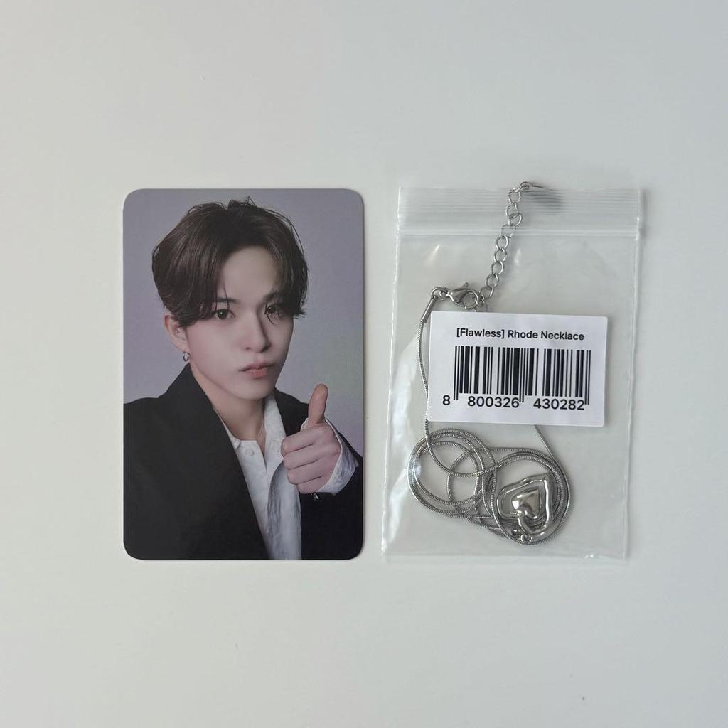 [USED] TREASURE FLAWLESS Necklace Limited Trading Card Asahi